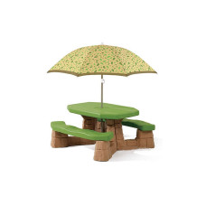 Step2 Table - Picnic table with umbrella